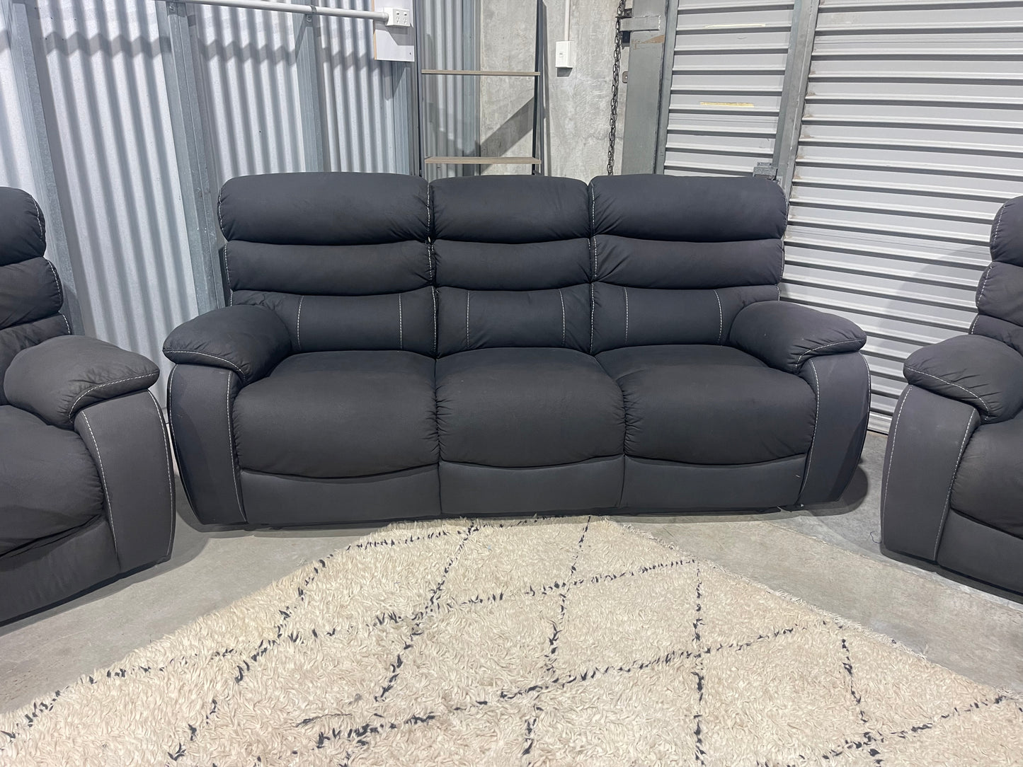 GREAT CONDITION JOHN YOUNG 3+1+1 RECLINER LOUNGE SUITE