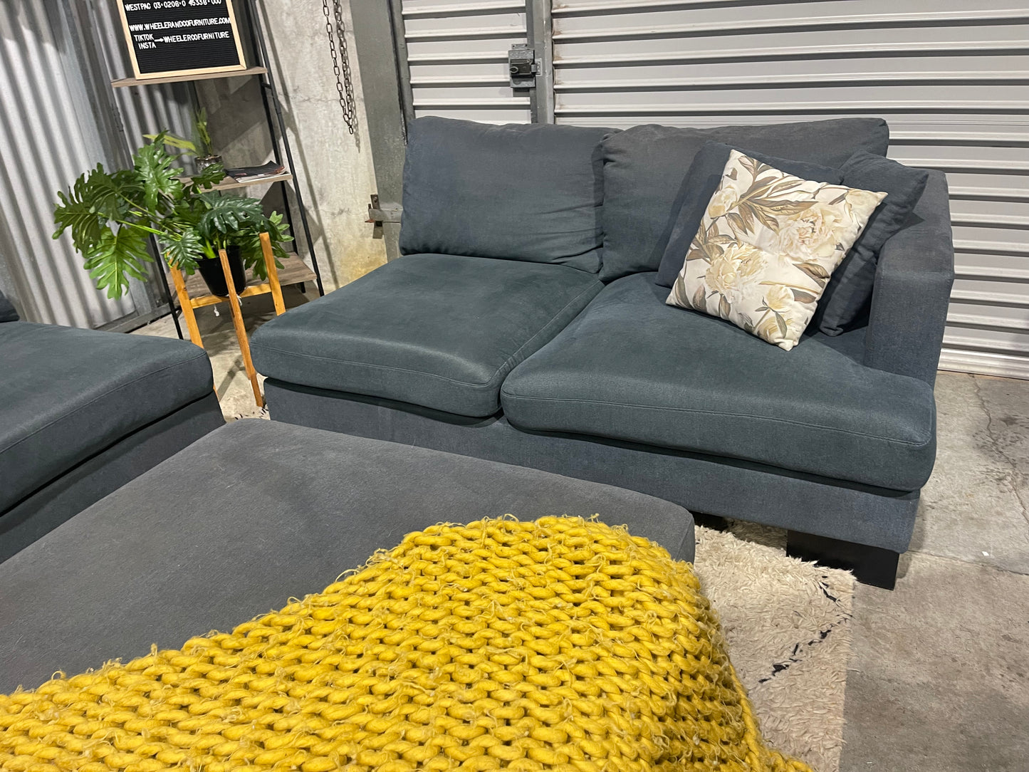 MONTE CARLO 2+2 LOUNGE SUITE + OTTOMAN + DELIVERY TO HAMILTON