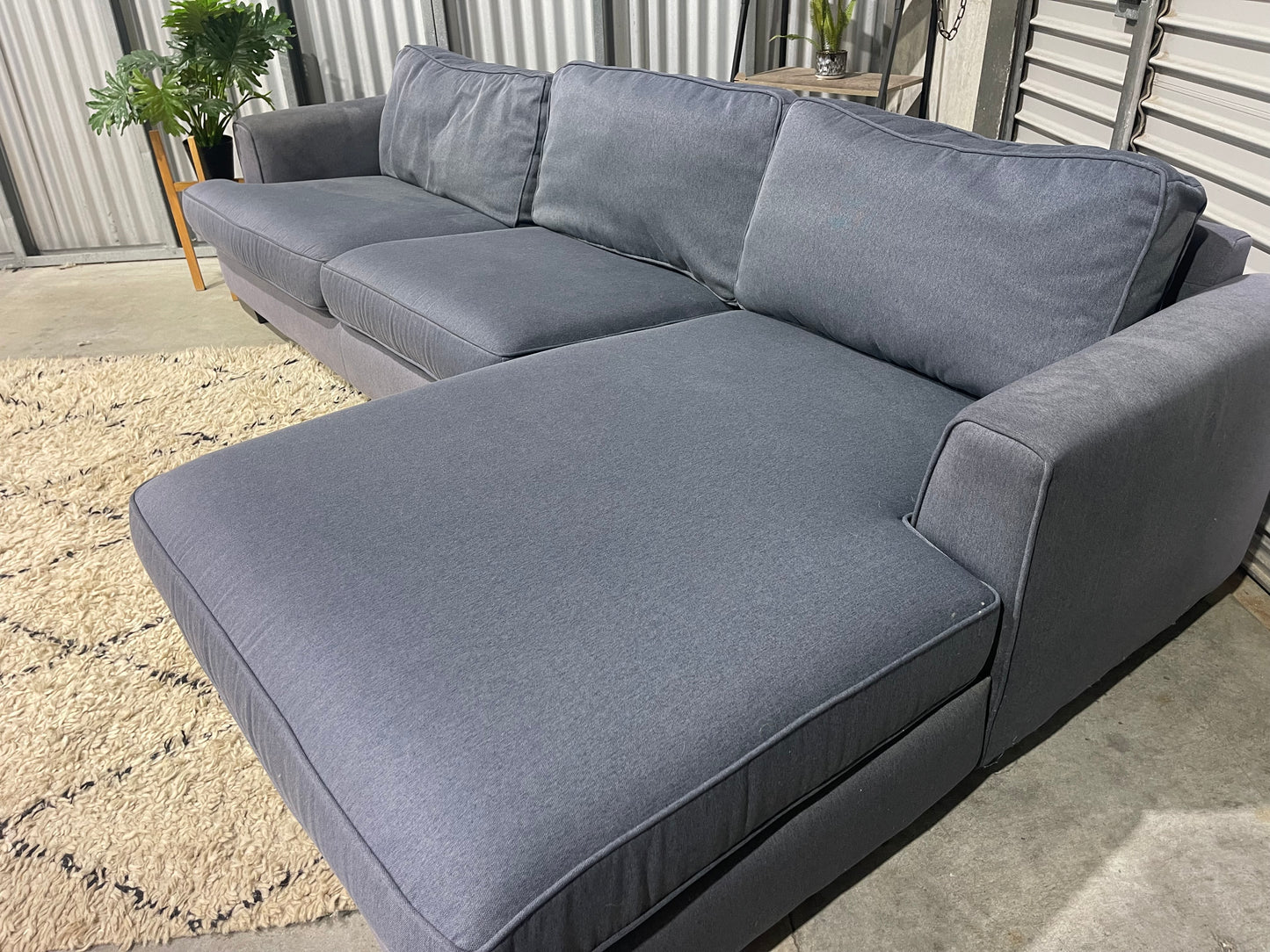 GOOD CONDITION
FARMERS LUCA MAX L SHAPE
LOUNGE SUITE