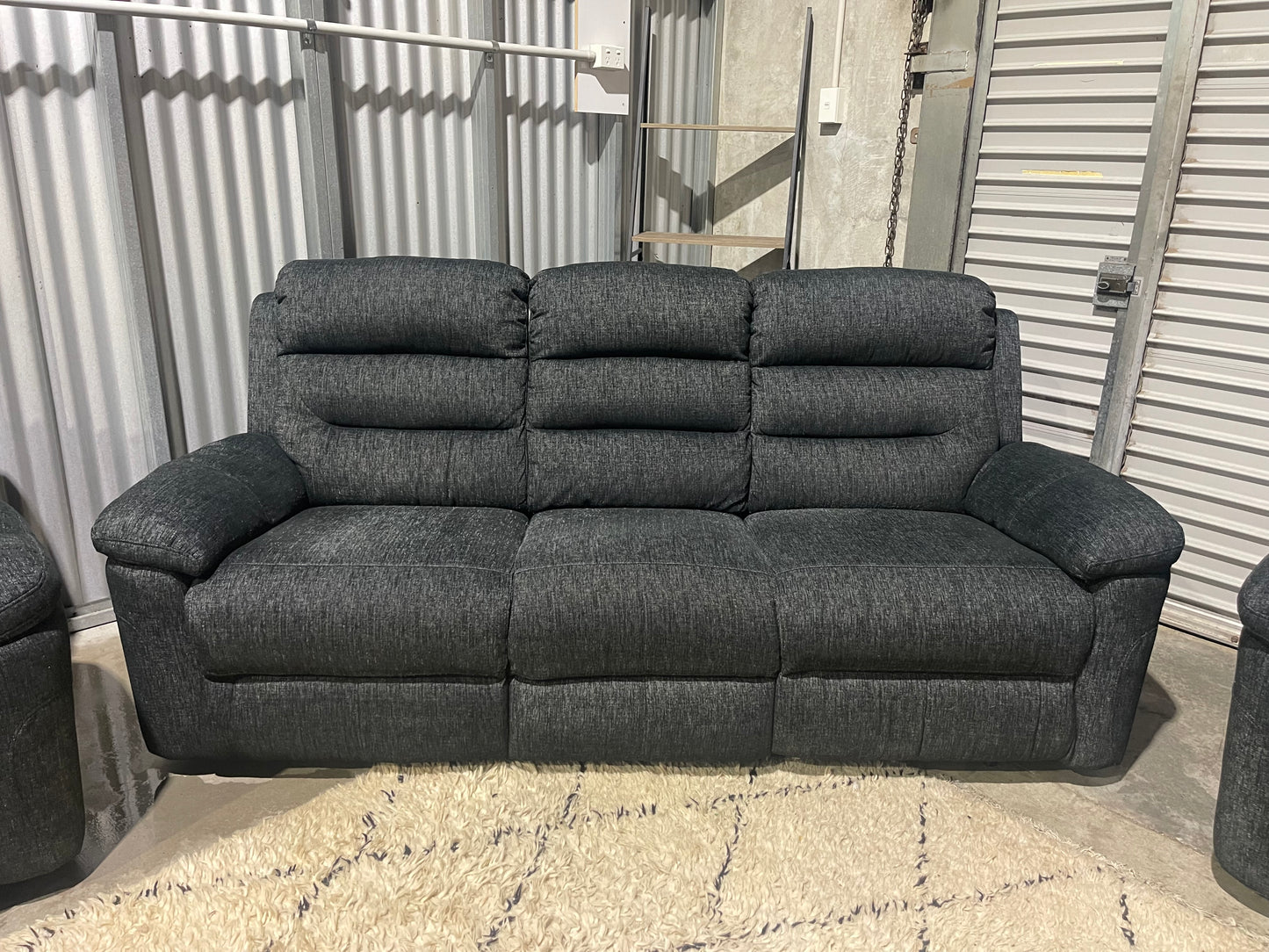 BLACK FRIDAY OFFER HARVEY NORMAN MAVERICK RECLINER LOUNGE SUITE 3+1+1