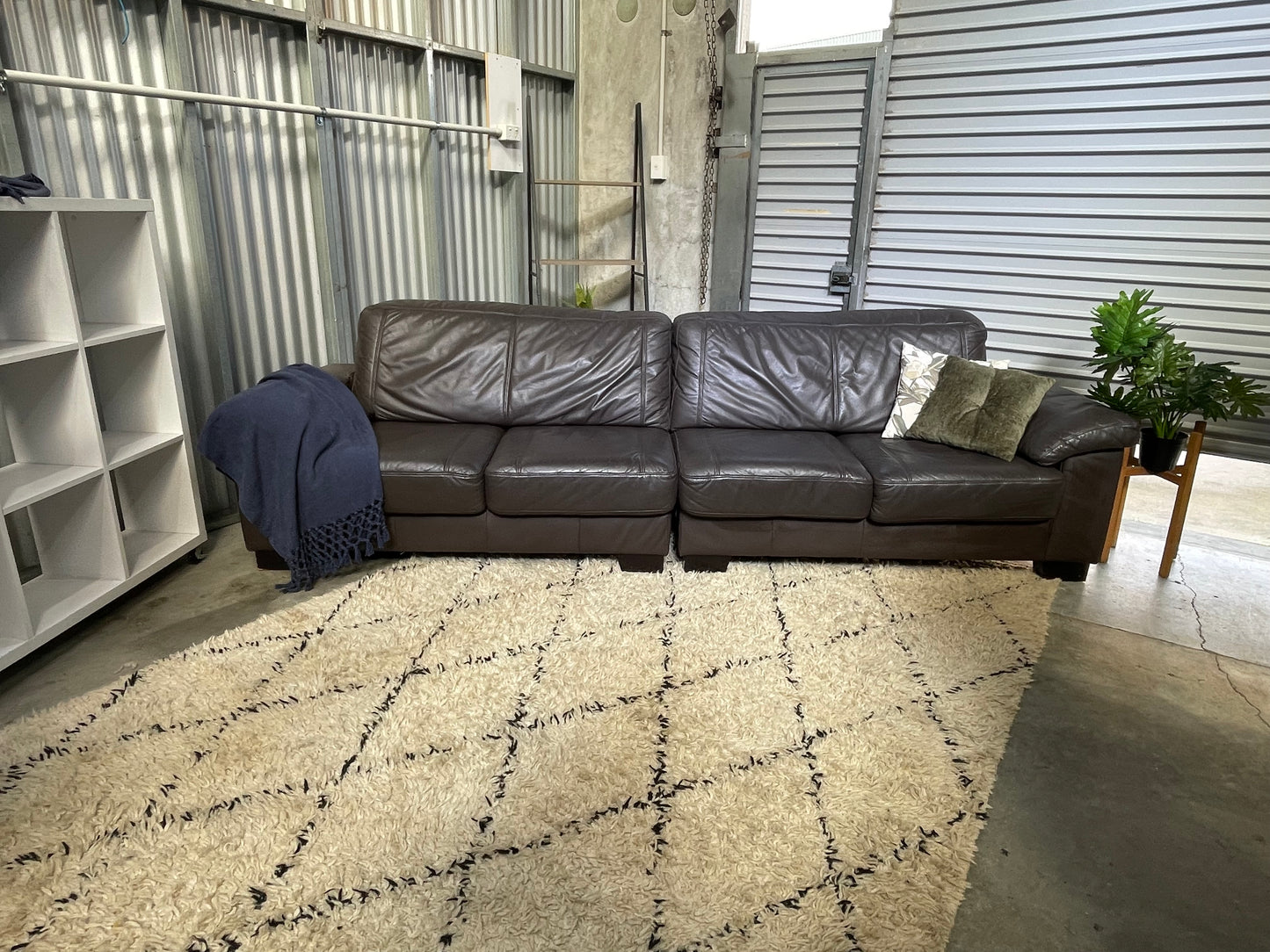GREAT CONDITION
4.5 SEATER SOFA