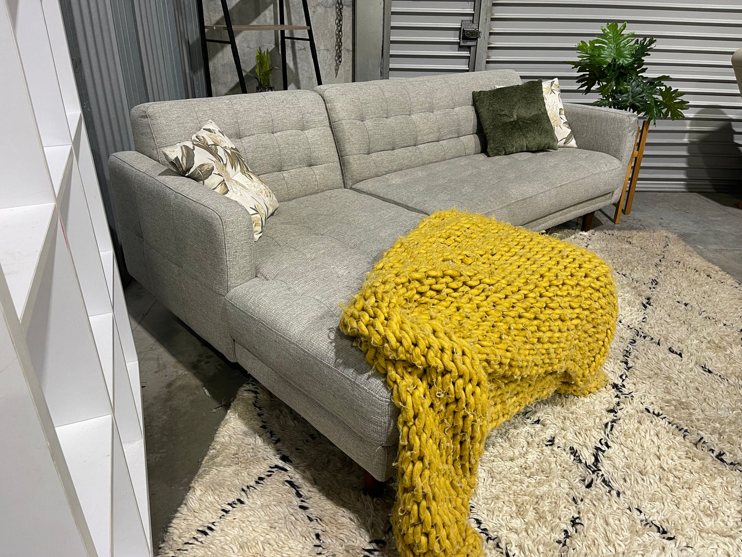 EXCELLENT CONDITION
FREEDOM L SHAPE