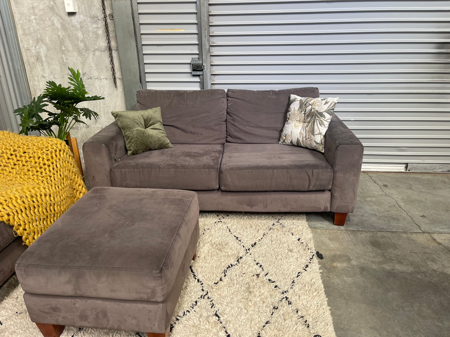 Great Condition Warwick Fabric
2.5 + 2.5 Seater + Ottoman Lounge Suite