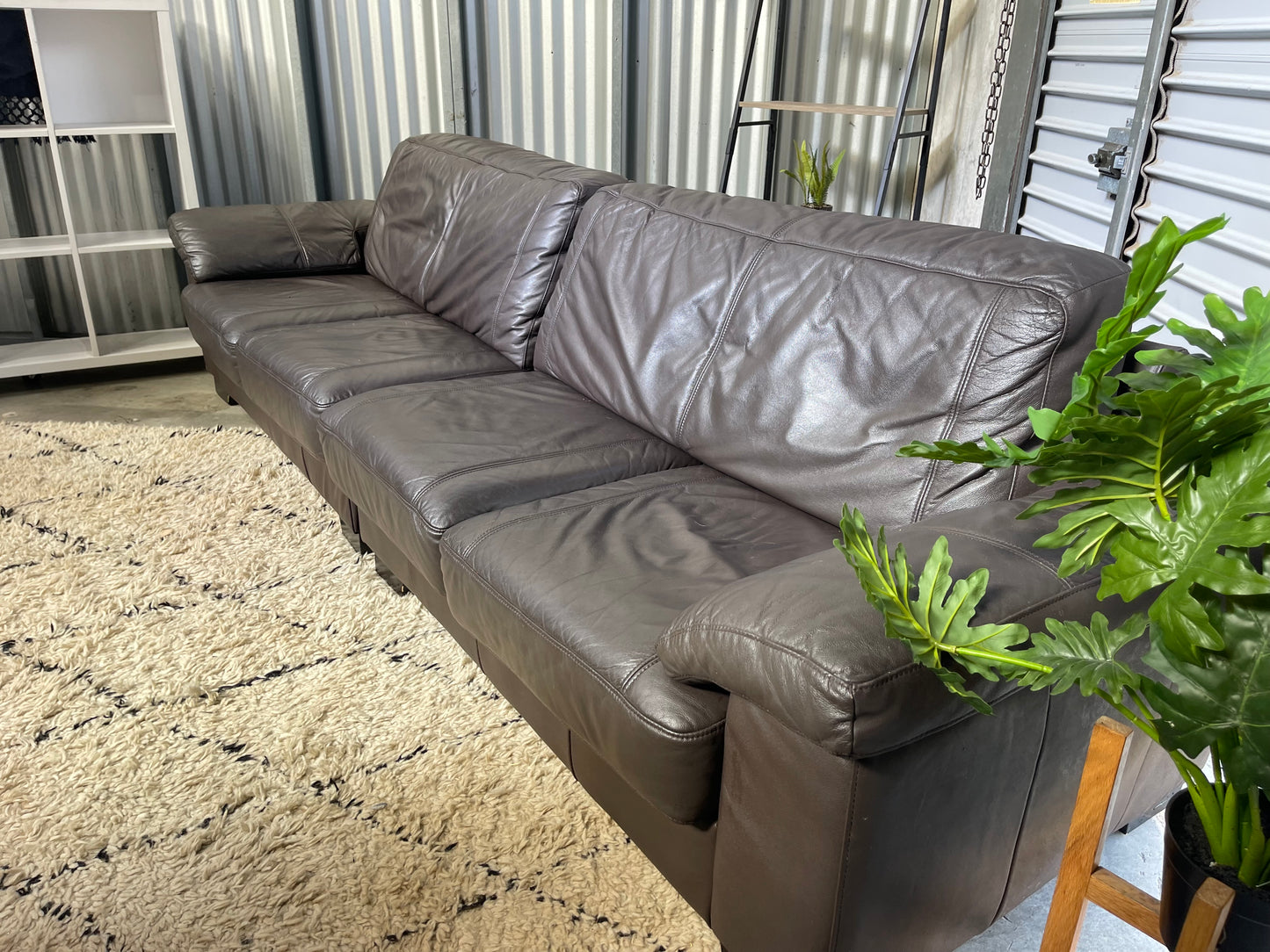 GREAT CONDITION
4.5 SEATER SOFA