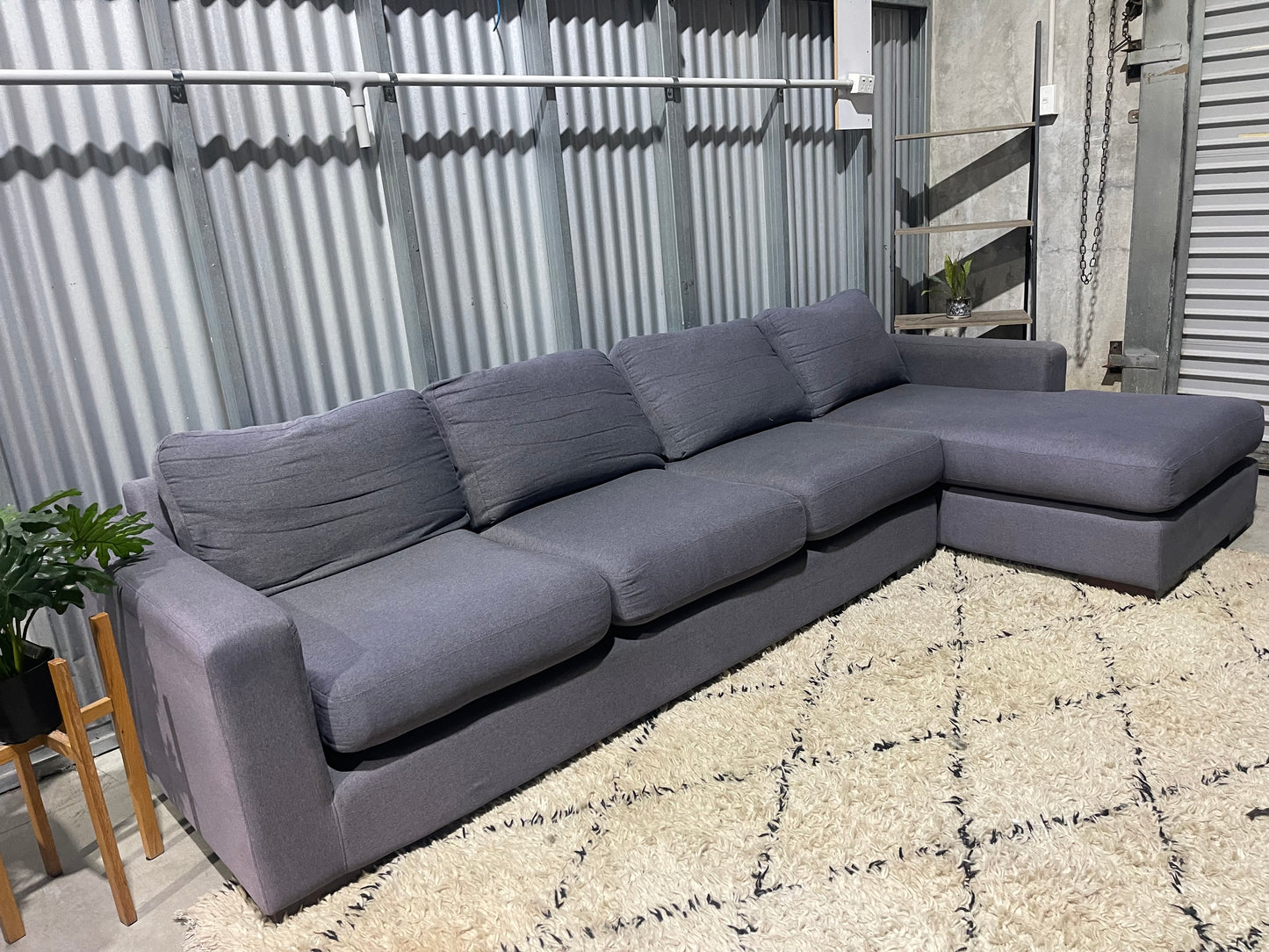 GOOD CONDITION FREEDOM L SHAPE