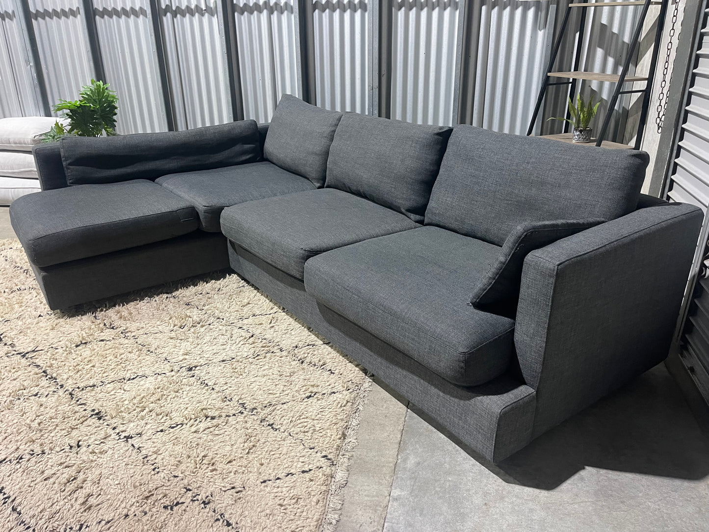 FREEDOM LONG ISLAND
LOUNGE SUITE