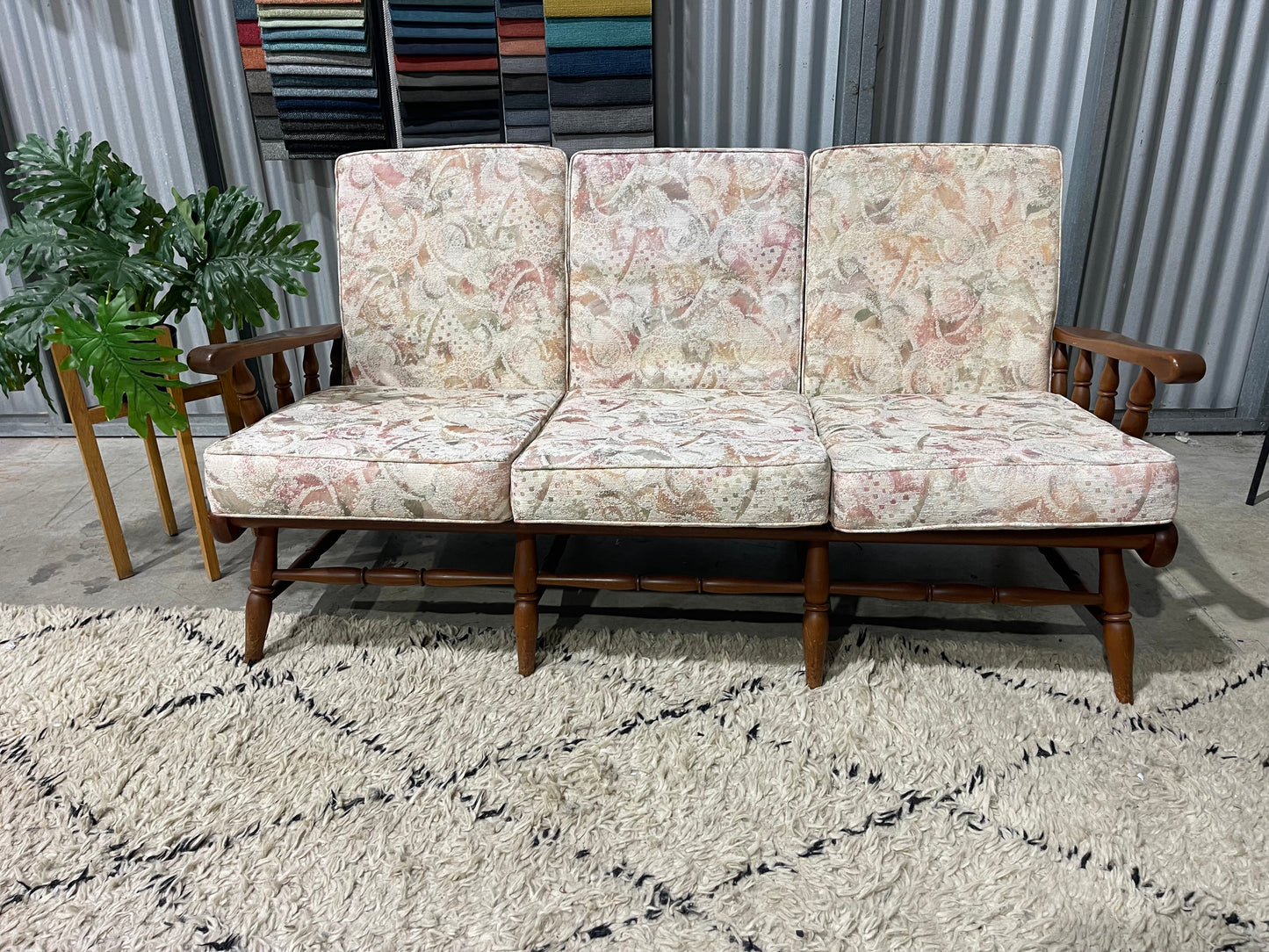 Vintage Solid Wood
Lounge Suite (3+1+1)