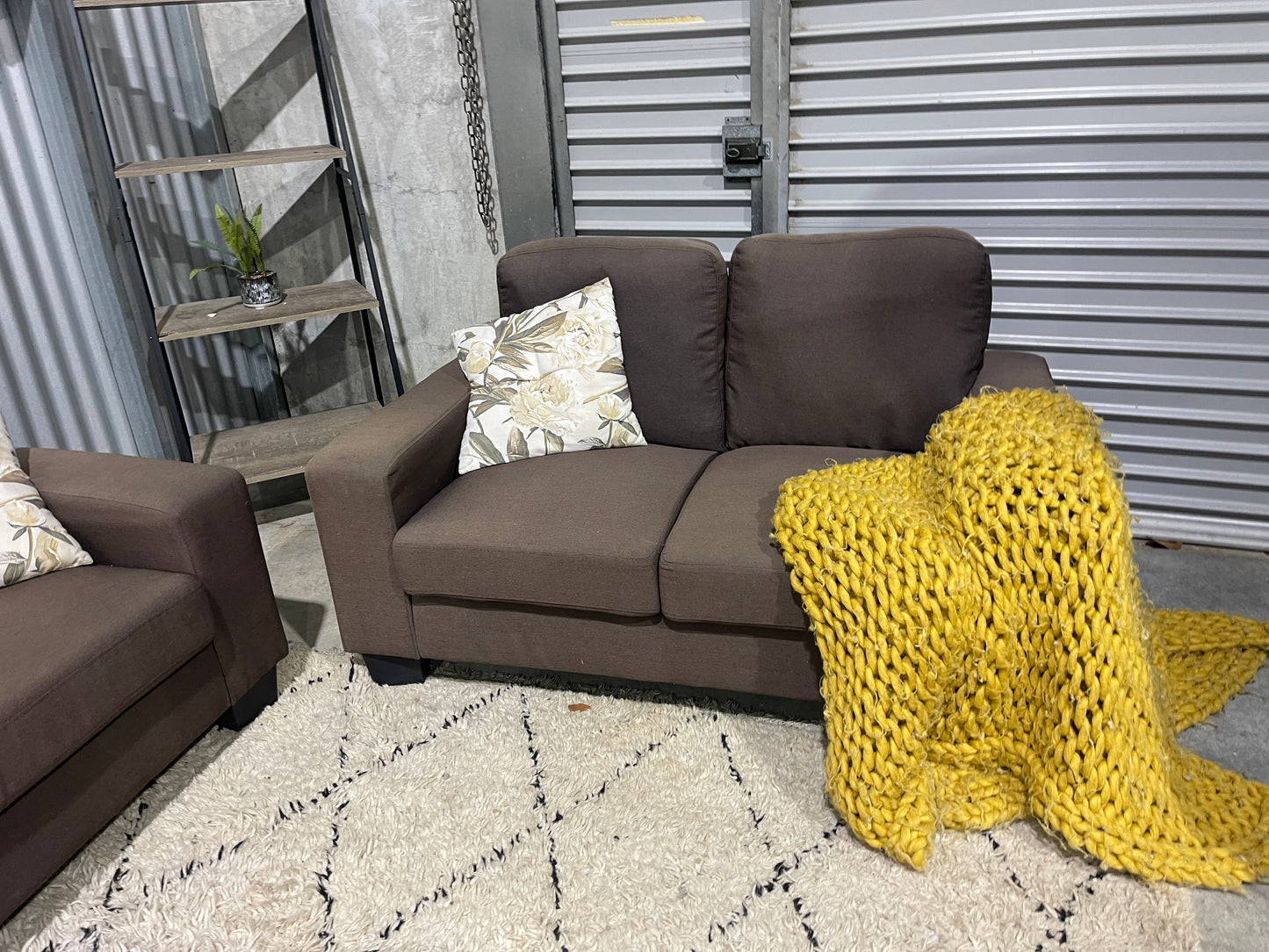GOOD CONDITION
2+2.5 SEATER LOUNGE SUITE