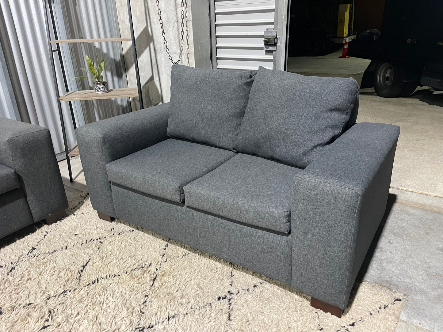 NZ MADE 2+3 SEATER LOUNGE SUITE