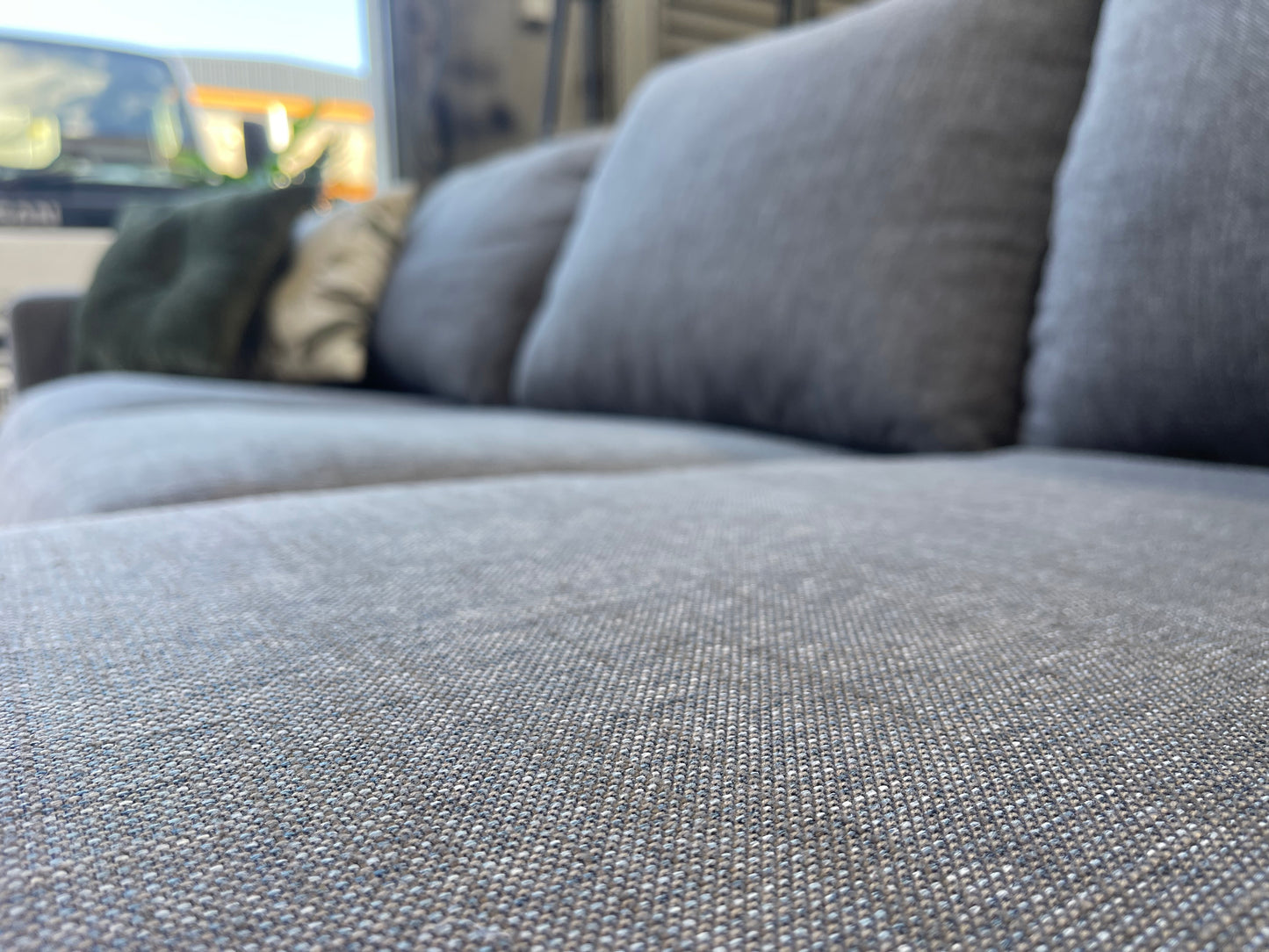 !!!FREE DELIVERY!!! π π¦ Excelent Condition - FREEDOM BRANDED - FULL FEATHERDOWN - Modern Gray Colour - 3.5 Seater L Shape