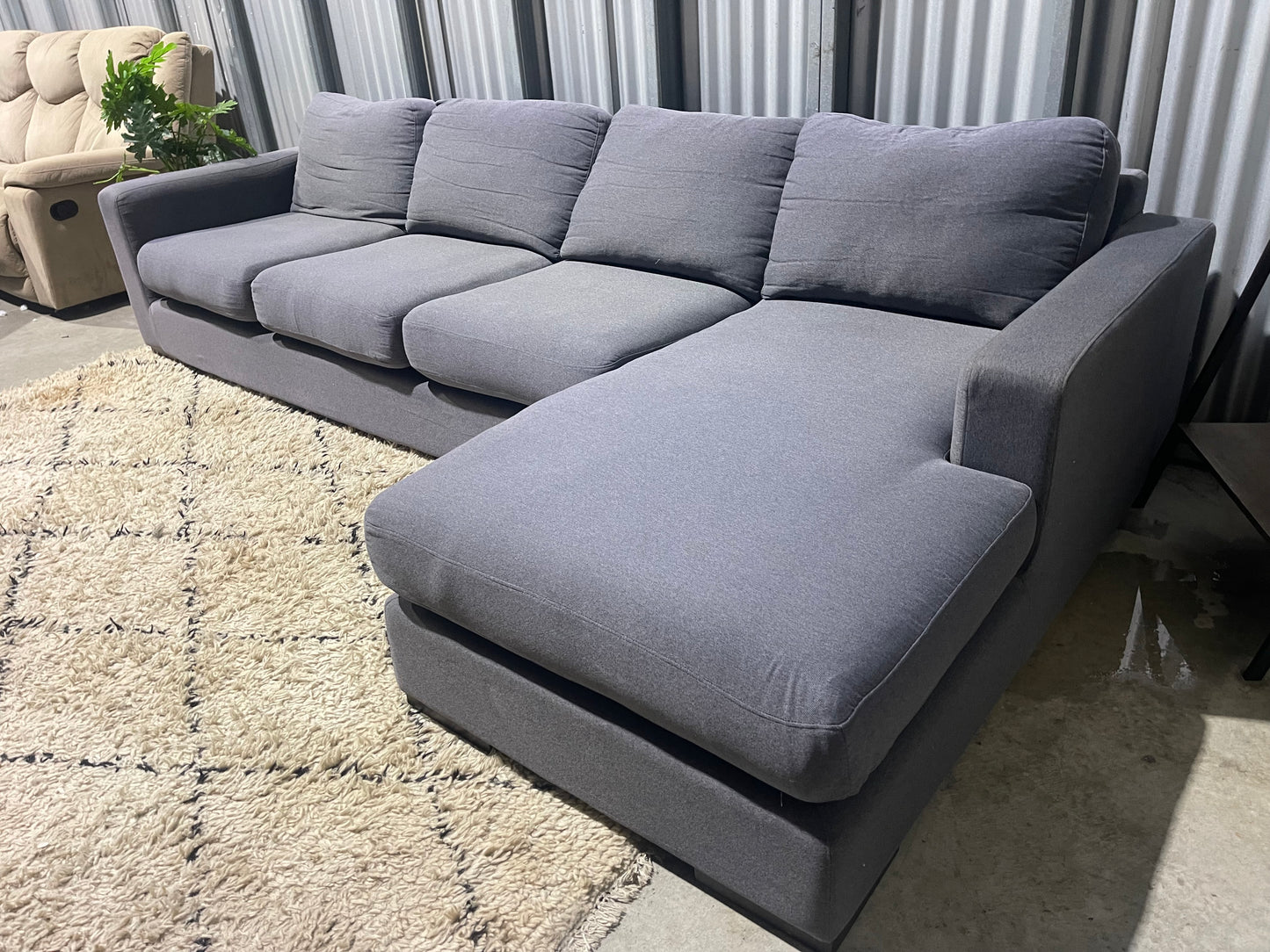 GOOD CONDITION FREEDOM L SHAPE