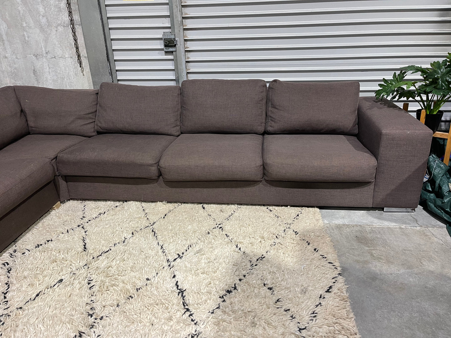 GREAT CONDITION
BAUHAUS FEATHER DOWN
8 SEATER CORNER
LOUNGE SUITE