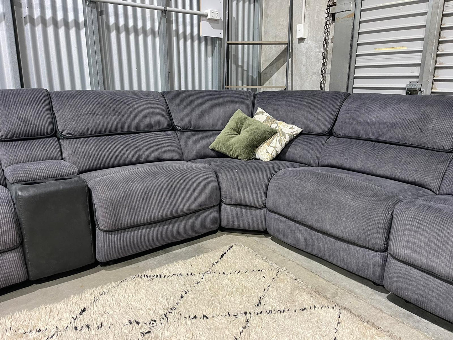 HARVEY NORMAN LACHLAN RECLINER CORNER LOUNGE SUITE + DELIVERY TO ROTORUA