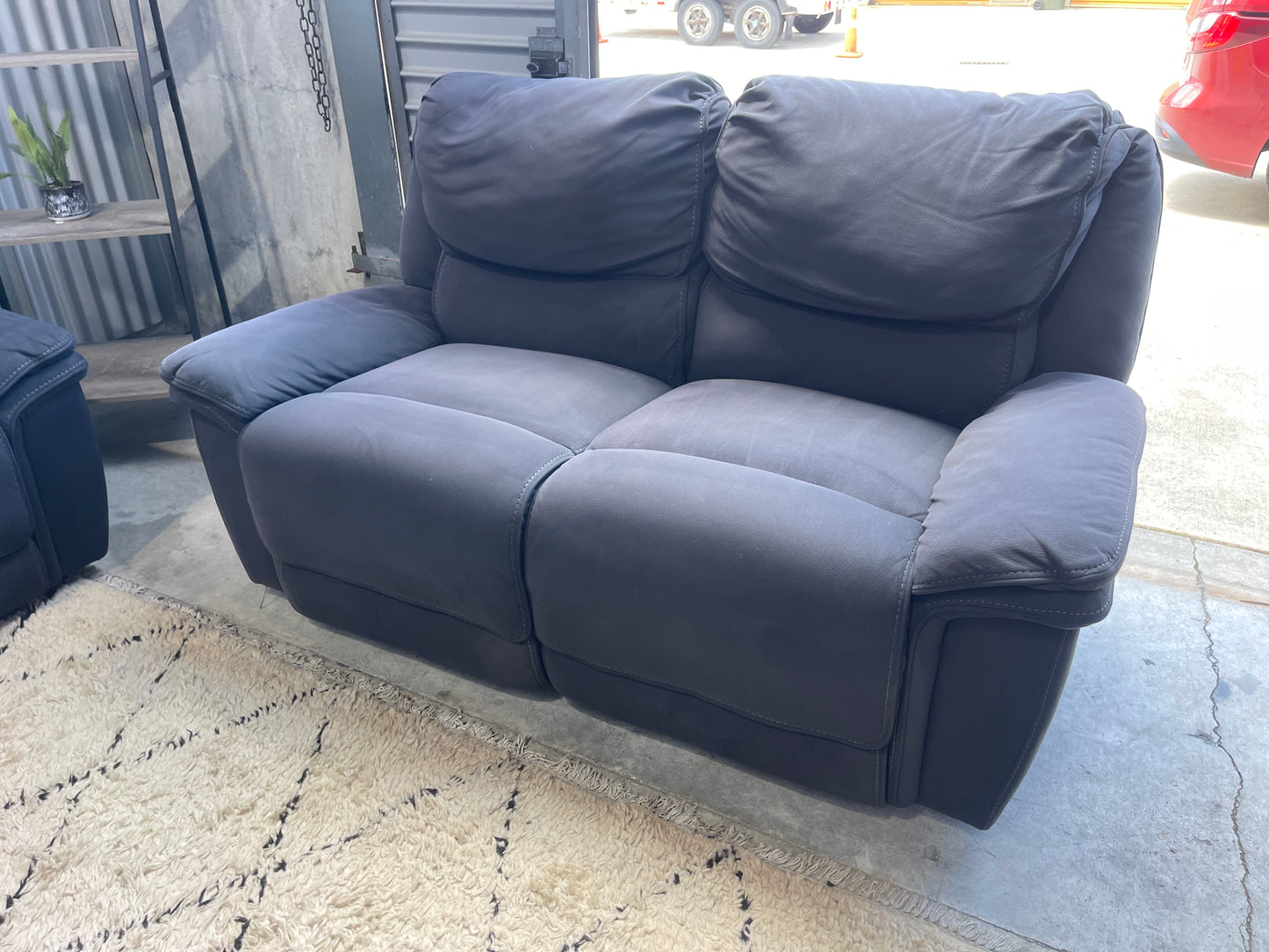 GREAT CONDITION
2+3 SEATER RECLINER LOUNGE SUITE