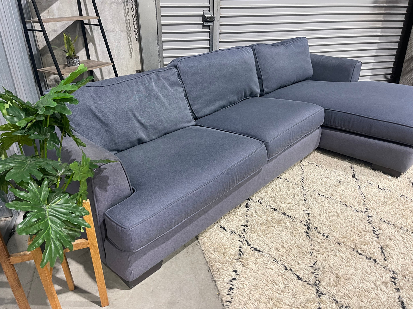 GOOD CONDITION
FARMERS LUCA MAX L SHAPE
LOUNGE SUITE