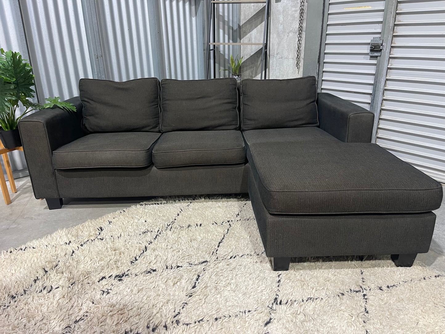 EXCELLENT CONDITION
L SHAPE WITH REVERSIBLE CHAISE