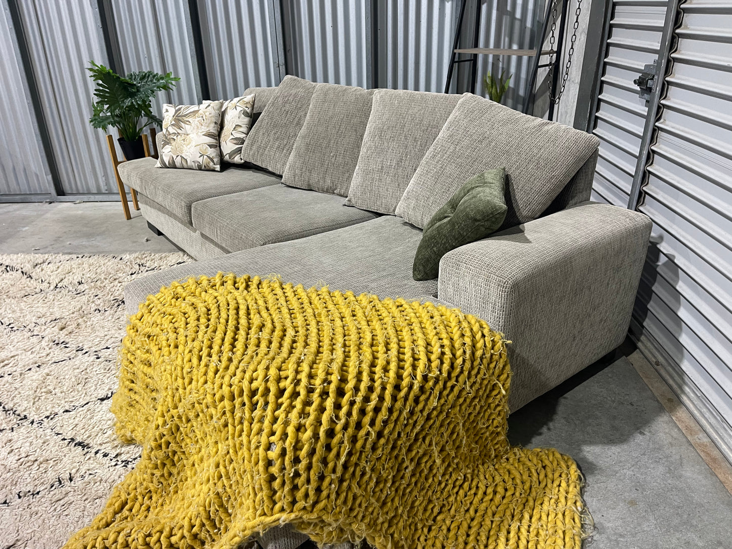 NZ MADE L SHAPE WITH REVERSIBLE CHAISE