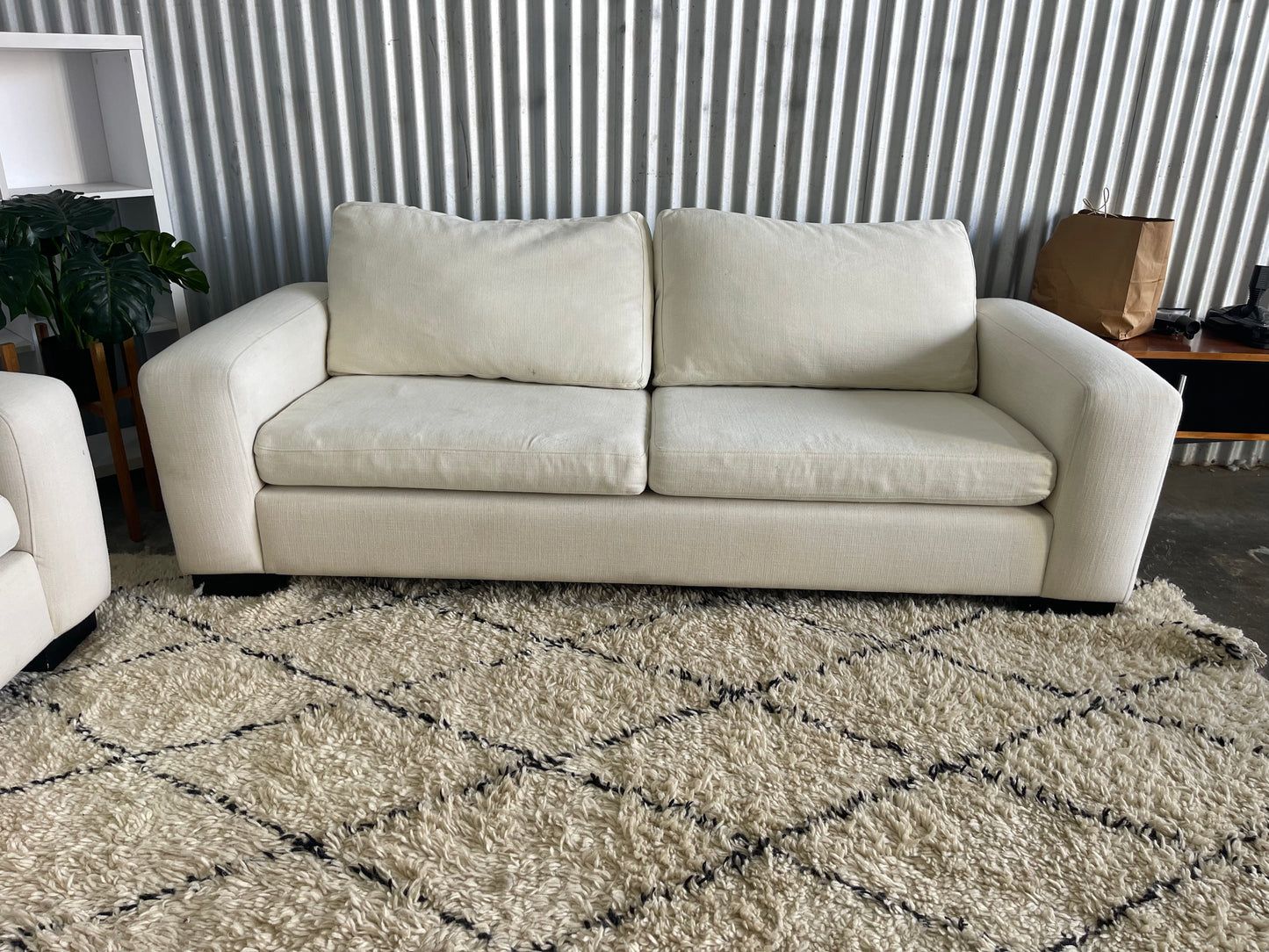 Great Condition - 2.5 + 3 Seater Lounge Suite