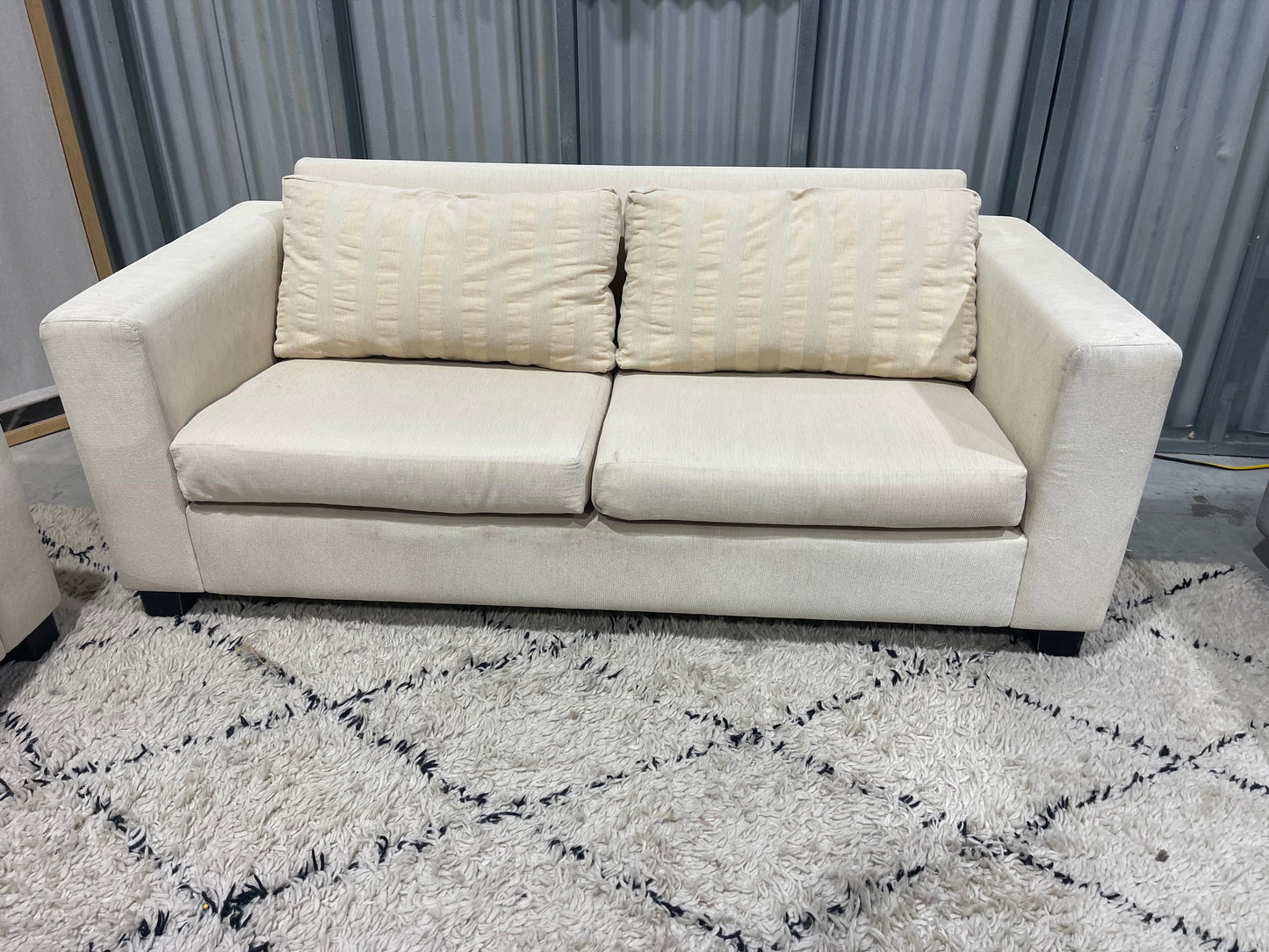 - New Zealand Made - 
2 + 3 Seater Lounge Suite