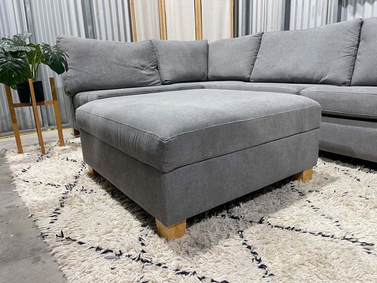 NZ MADE MODULAR WITH OTTOMAN