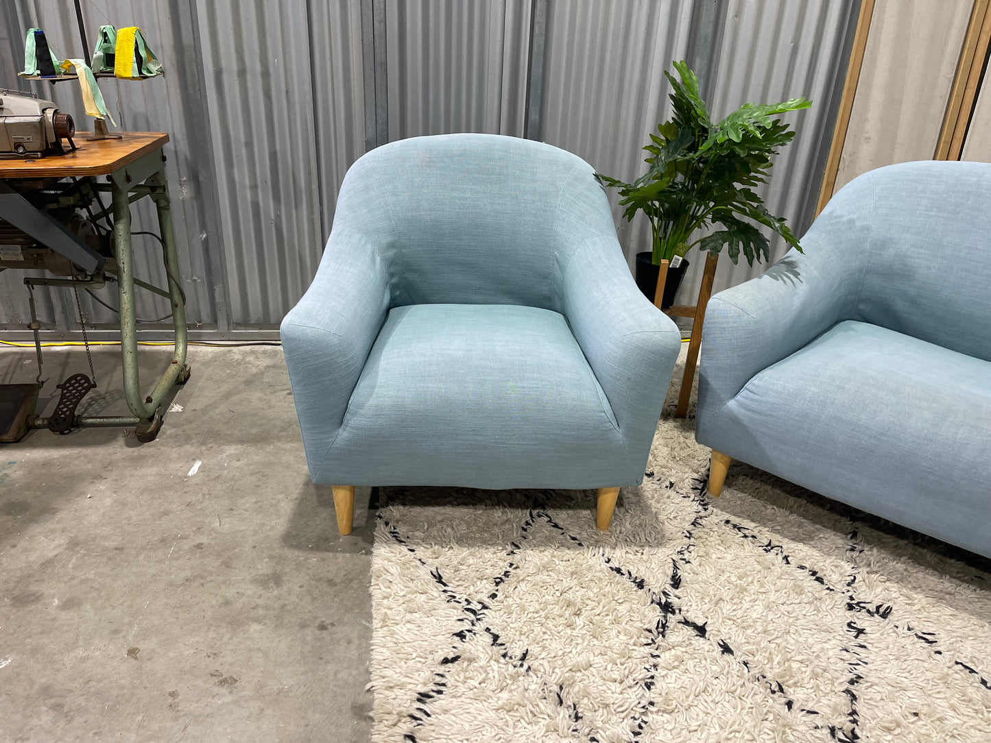 !!!FREE DELIVERY!!! 🚚 📦 Great Condition - Sky Blue Colour Colour - 3 + 1 + 1 Seater Lounge Suite