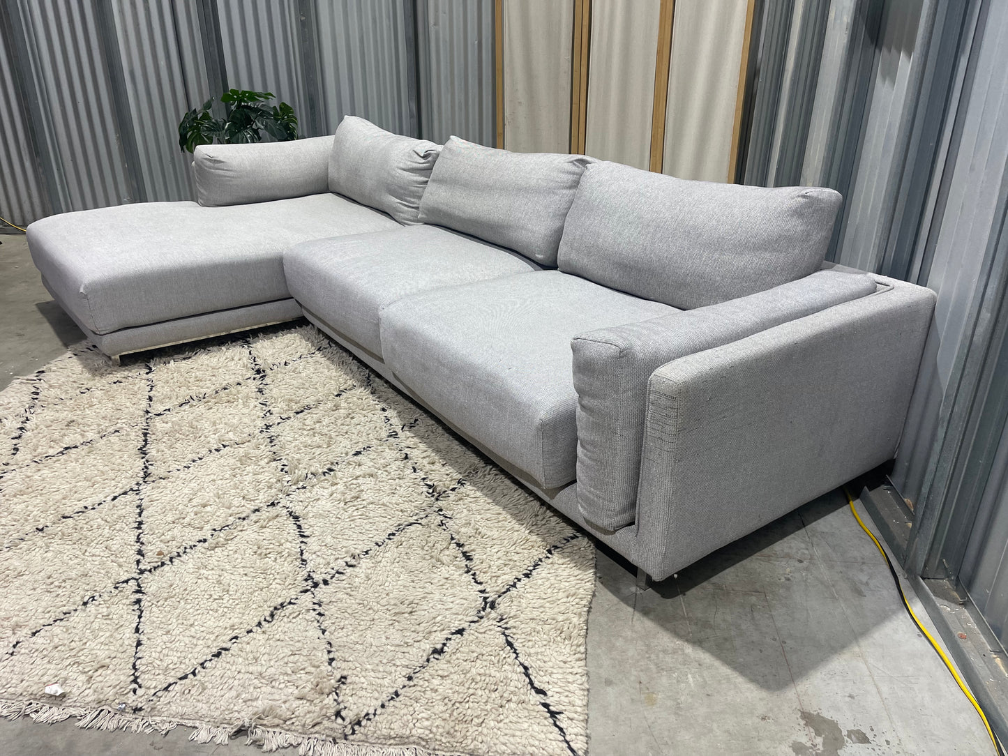 Excellent Condition - DESIGN STORE BRANDED - Modern Feather Down Gray Woven Fabric - 3.5 Seater with chaise Sofa