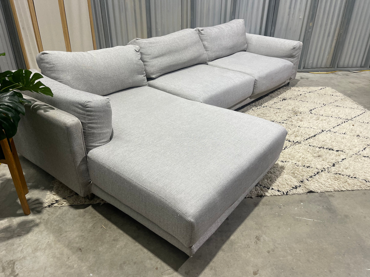 Excellent Condition - DESIGN STORE BRANDED - Modern Feather Down Gray Woven Fabric - 3.5 Seater with chaise Sofa