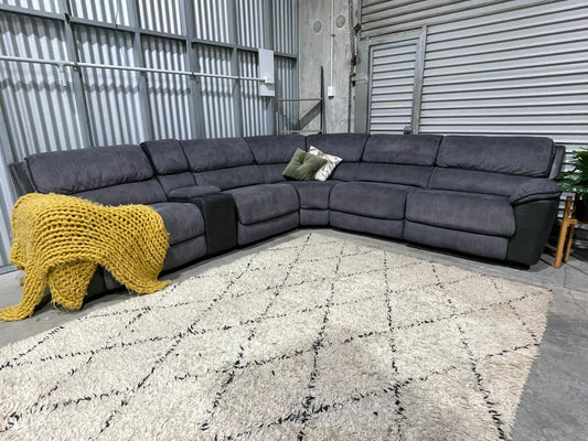 HARVEY NORMAN LACHLAN RECLINER CORNER LOUNGE SUITE   + DELIVERY TO ROTORUA