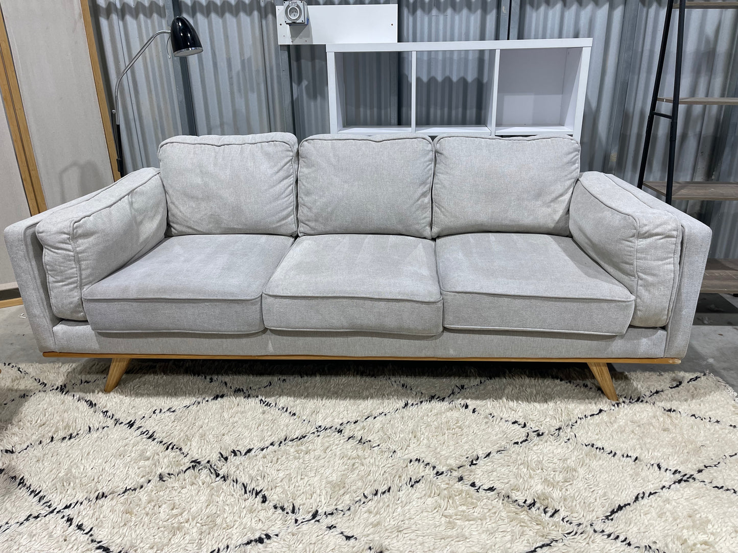 Excellent Condition - HUNTERS LIVING BRANDED - Coffee Cream Colour - 2.5 + 3 Seater Lounge Suite