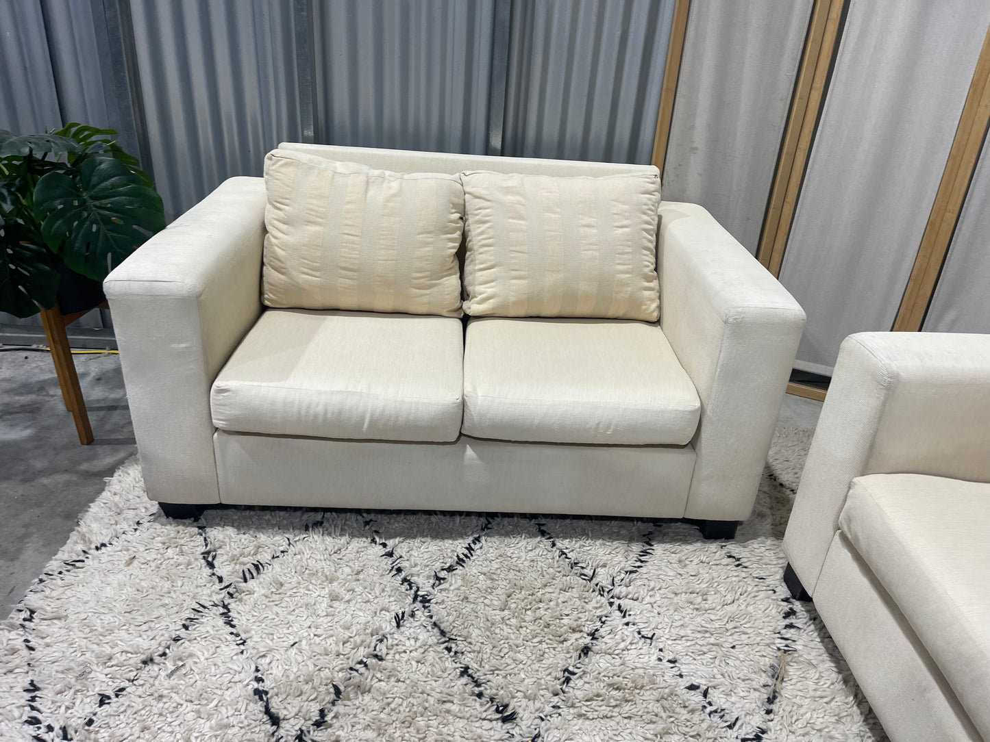 - New Zealand Made - 
2 + 3 Seater Lounge Suite