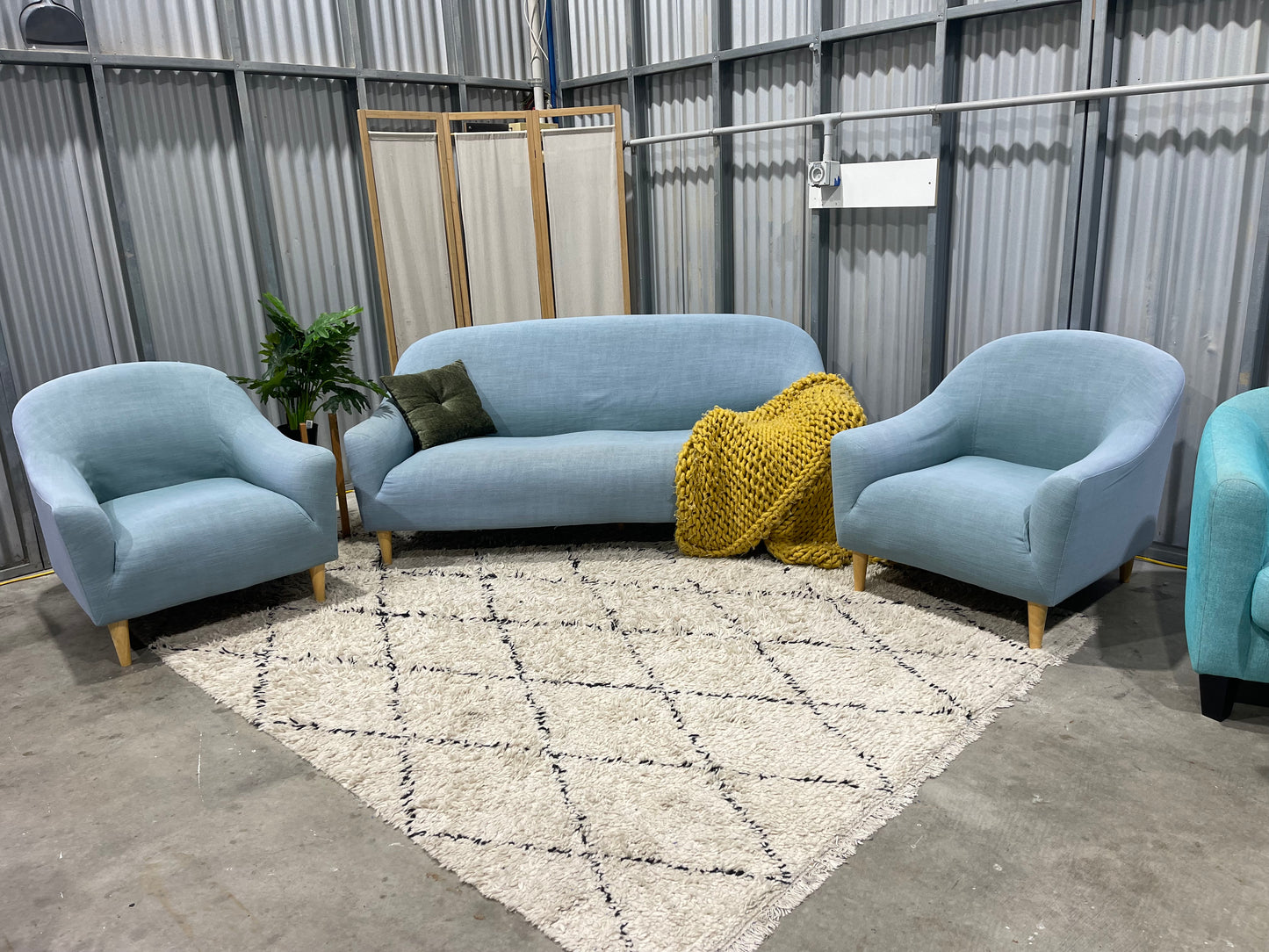 !!!FREE DELIVERY!!! 🚚 📦 Great Condition - Sky Blue Colour Colour - 3 + 1 + 1 Seater Lounge Suite