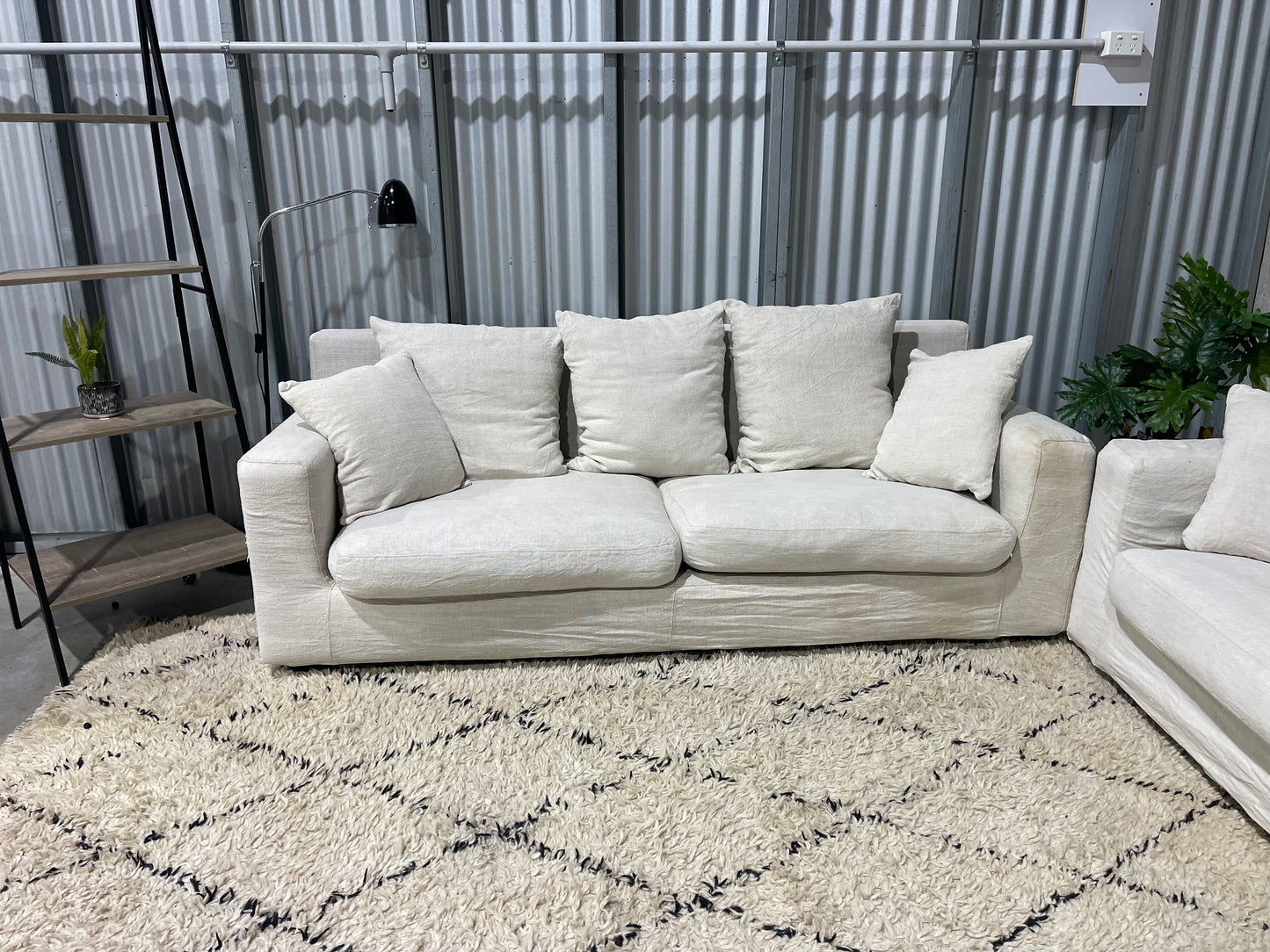 GREAT CONDITION linen canvas 2.5 +2.5 Seater Lounge Suite