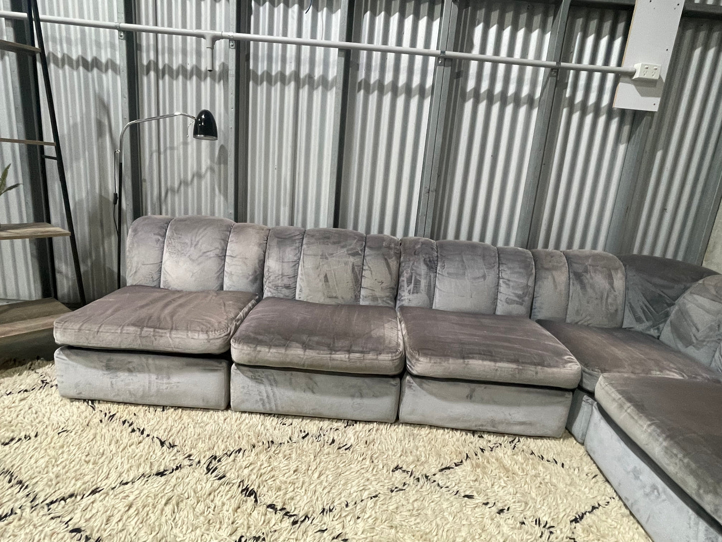 GOOD CONDITION 
5 Seater Modular Corner 
Lounge Suite