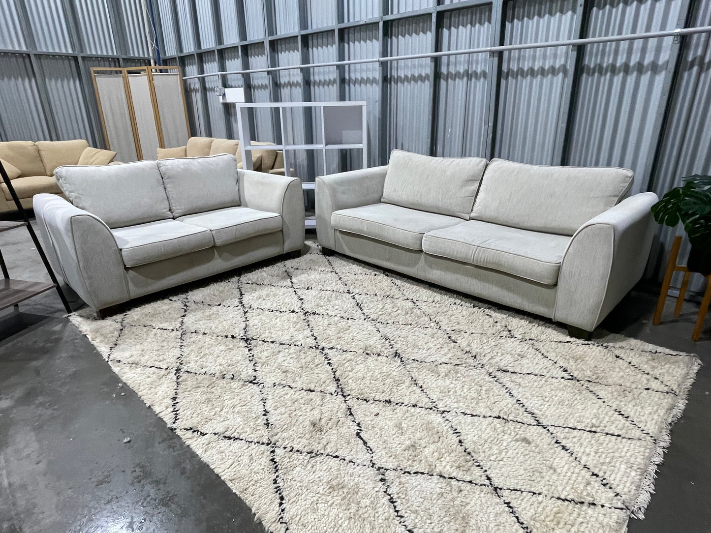 Excellent Condition NZ MADE -  2.5 + 3 Seater Lounge Suite