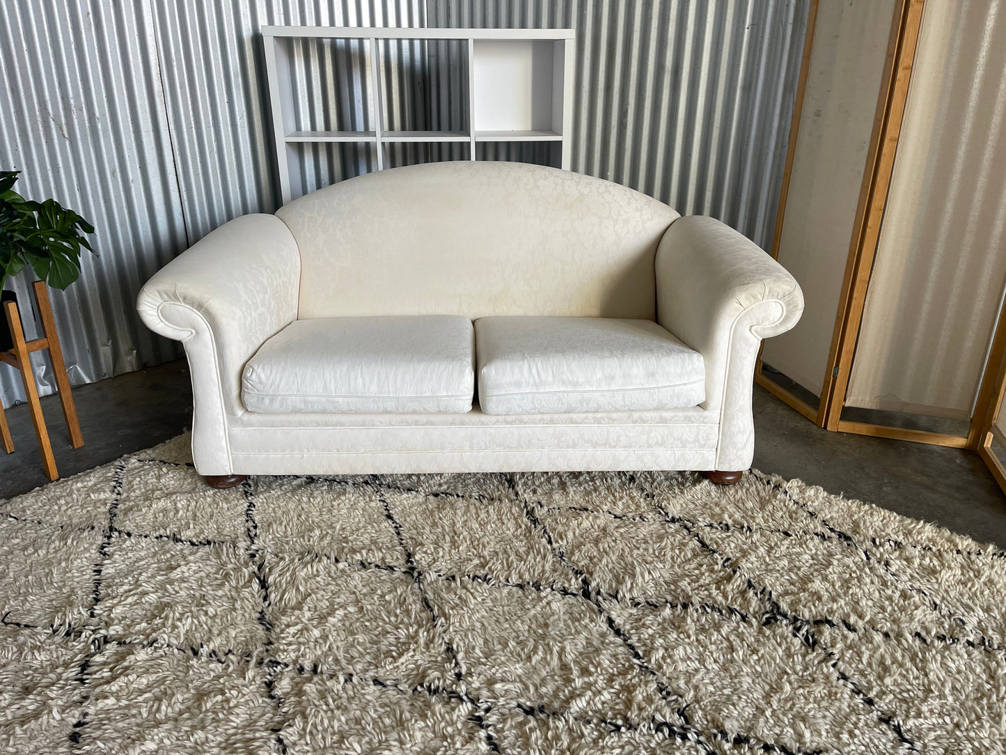 Excellent Condition - Elegant Patterned White Colour - WETHERLYS ORIGIONAL BRANDED - 2 Seater Sofa